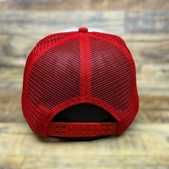 White Castle Mens Trucker Hat Red Snapback Vintage Logo Retro Fast Food Cap - Picture 5 of 5